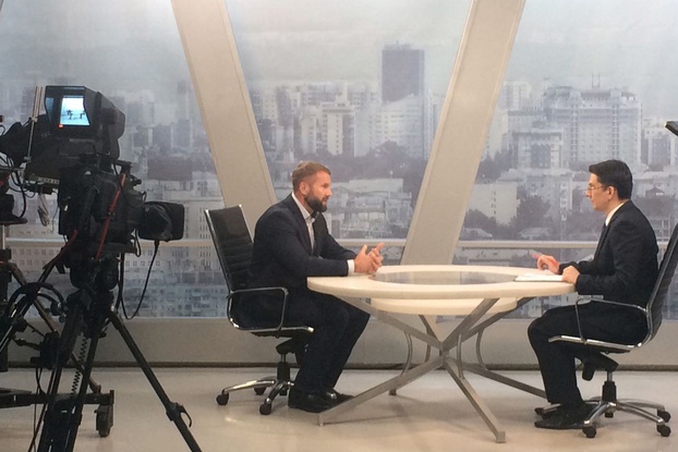 Генеральный директор АИР Александр Зырянов в прямом эфире телеканала "Россия 24" рассказал об инвестиционном климате Новосибирской области